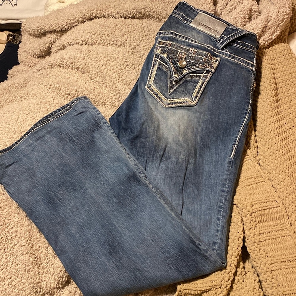 Vigoss The Dallas Boot Cut | Distressed Jeans